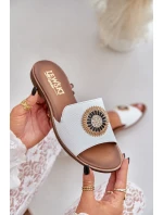 Kožené Pantofle S Dekorací Na Plochém Podpatku Bílé Lewski 3047/O