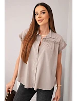 Dámská bavlněná košilová halenka s krajkou a krátkým rukávem fango Dámská bavlněná košilová halenka s krajkou a krátkým rukávem fango