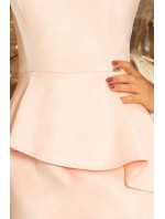 Elegantní semišové šaty v pastelově růžové barvě a v délce midi model 7156543