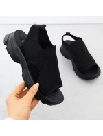 Dámské vestavěné černé sandály Potocki TO90302