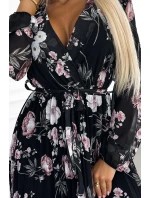 502-1 Plisované midi šaty s výstřihem, dlouhými rukávy a zavazováním v pase - ČERNÉ s růžovými květy