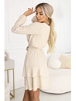 671-1 Smyslné mini šaty s obálkovým výstřihem - béžové