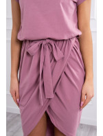 Zavazované šaty s psaníčkovou tmavě růžovou barvou