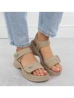 Dámské sandály na silné podrážce s pásky na suchý zip béžové Potocki 105300