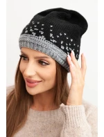 Dámská zimní čepice z vlny s geometrickým vzorem K477 černá + šedá
