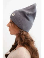 Dámská čepice z modalu a viskózy s ozdobným knoflíkem tmavě šedá