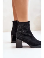 Zateplené Dámské Kotníkové Boty Na Podpatku S Ozdobou D&A MR880-130 Černé