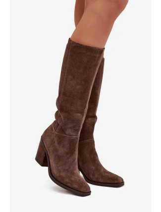 Dámské kozačky na sloupkovém podpatku se zipem Lissara – hnědé, eko semiš Dámské kozačky na sloupkovém podpatku se zipem Lissara – hnědé, eko semiš