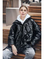 Černá dámská prošívaná oversize bunda s kapucí (ag5-010) Černá dámská prošívaná oversize bunda s kapucí (ag5-010)