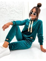 Dámský velurový komplet v lahvově zelené barvě (637)