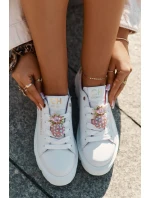 Kožené tenisky s ozdobnou broží ananas CheBello 4651 bílé