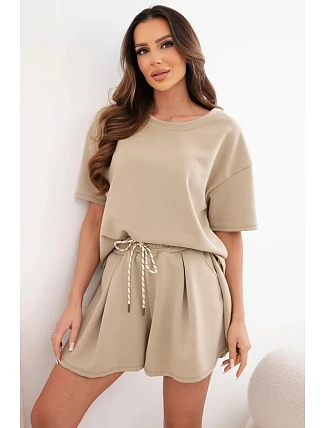 Dámský viskózový komplet s máslovým efektem: top s krátkým rukávem a kraťasy s vysokým pasem camelový