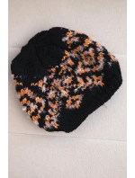 Dámská zimní čepice s barevnými vzory a silným nápletem K353 černá+oranžová