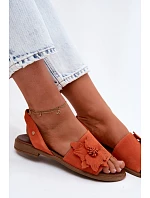 Kožené semišové sandály na plochém podpatku s ozdobným květem Zazoo 407471 Oranžové