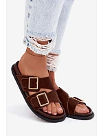 Dámské pantofle z imitace semiše s zlatými přezkami čokoládové Selissea