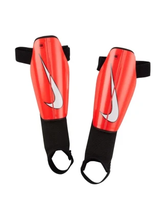 Fotbalové chrániče Nike Charge DX4610-635