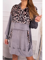 Velurové šaty s leopardím vzorem šedé barvy