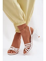 Dámské sandály na podpatku s pásky bílé Velivelle