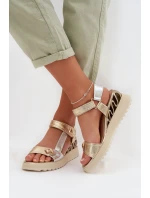 Kožené dámské sandály na platformě D&A CR61-3078 Zlaté