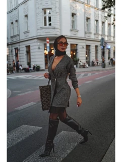 M871 Zavinovací šaty z tvídu - černé