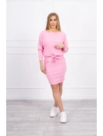 Sukienka wiązana w talii jasno różowa