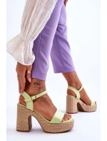 Pohodlné semišové sandály na robustním podpatku Světle zelená Elishia