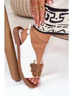 Dámské Sandály Na Plochém Podpatku S Ozdobou Bílé Setorina