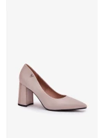 Elegantní dámské lodičky na širokém podpatku Vinceza – šedé Elegantní dámské lodičky na širokém podpatku Vinceza – šedé