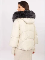 Bunda MBM KR 26106.96 světle béžová Bunda MBM KR 26106.96 světle béžová