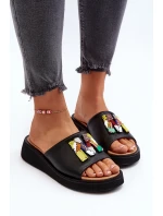 Dámské kožené pantofle s černým zdobením Asames Dámské kožené pantofle s černým zdobením Asames