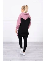 Dvoubarevné tmavě růžové šaty s kapucí Dvoubarevné tmavě růžové šaty s kapucí