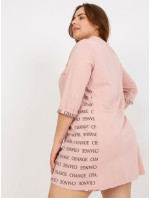 Zaprášené růžové bavlněné mikinové šaty velikosti plus