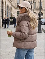 Dámská prošívaná bunda s kožešinovou kapucí, béžová, FashionStreet TY5893 Dámská prošívaná bunda s kožešinovou kapucí, béžová, FashionStreet TY5893