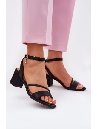 Sandály na podpatku  model 213009 Step in style