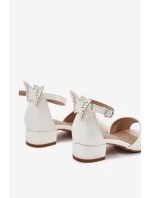 Lesklé Dívčí Sandály Na Nízkém Podpatku Bílé Ainare