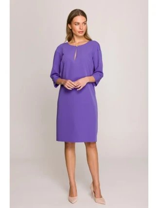 S394 Šaty uvolněného střihu s výstřihem s klíčovou dírkou - fialové S394 Šaty uvolněného střihu s výstřihem s klíčovou dírkou - fialové