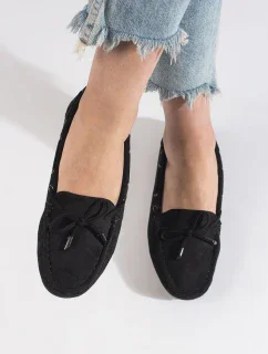 Moderní mokasíny černé dámské bez podpatku