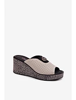 Kožené sandály na platformě s ozdobou S.Barski LR61-7011 Béžové Kožené sandály na platformě s ozdobou S.Barski LR61-7011 Béžové