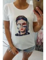 Halenka s ženskou grafikou bílá Halenka s ženskou grafikou bílá