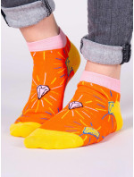 Yoclub Kotníkové vtipné bavlněné ponožky Vzory barev SKS-0086U-B600 Orange