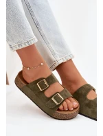 Dámské pantofle na korkové platformě se zlatými sponami Zelená Tovessa