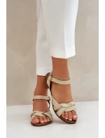 Kožené sandály na jemném podpatku světle béžové Zazoo 40372