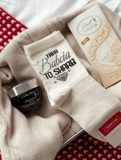 DÁMSKÉ PONOŽKY TAKOVÁ BABIČKA JE POKLAD 0200.138