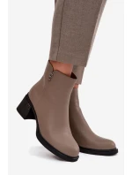 Kožené zateplené dámské kotníkové boty na klínu Vinceza 91159 tmavě béžové Kožené zateplené dámské kotníkové boty na klínu Vinceza 91159 tmavě béžové