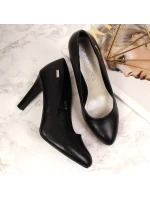 Černé lodičky na podpatku W Sergio Leone