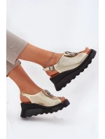 Kožené Dámské Sandály Na Klínu S Ozdobou Artiker 56C0109 Zlaté