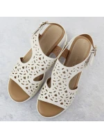 Dámské vyvýšené krémové ažurové sandály Sergio Leone SK-850