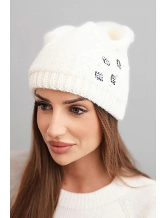Dámská zimní čepice vlněná s ozdobnými aplikacemi K468 ecru
