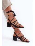 Šněrovací sandály na nízkém podpatku zdobené špendlíky černé Chrisele