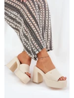 Dámské sandály z eko kůže na podpatku a platformě světle béžové Tamirella Dámské sandály z eko kůže na podpatku a platformě světle béžové Tamirella